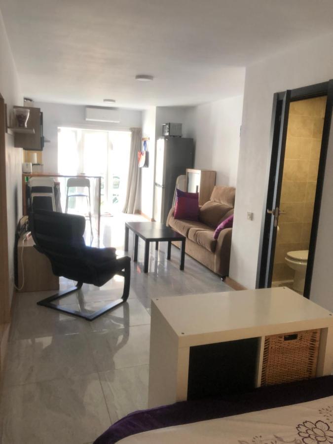 Torremolinos, Bonito Apartamento Studio La Carihuela Apartment Exterior foto